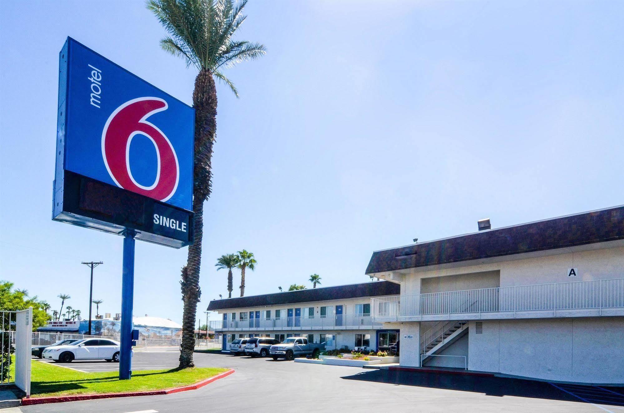 Motel 6-Indio, Ca - Palm Springs Εξωτερικό φωτογραφία