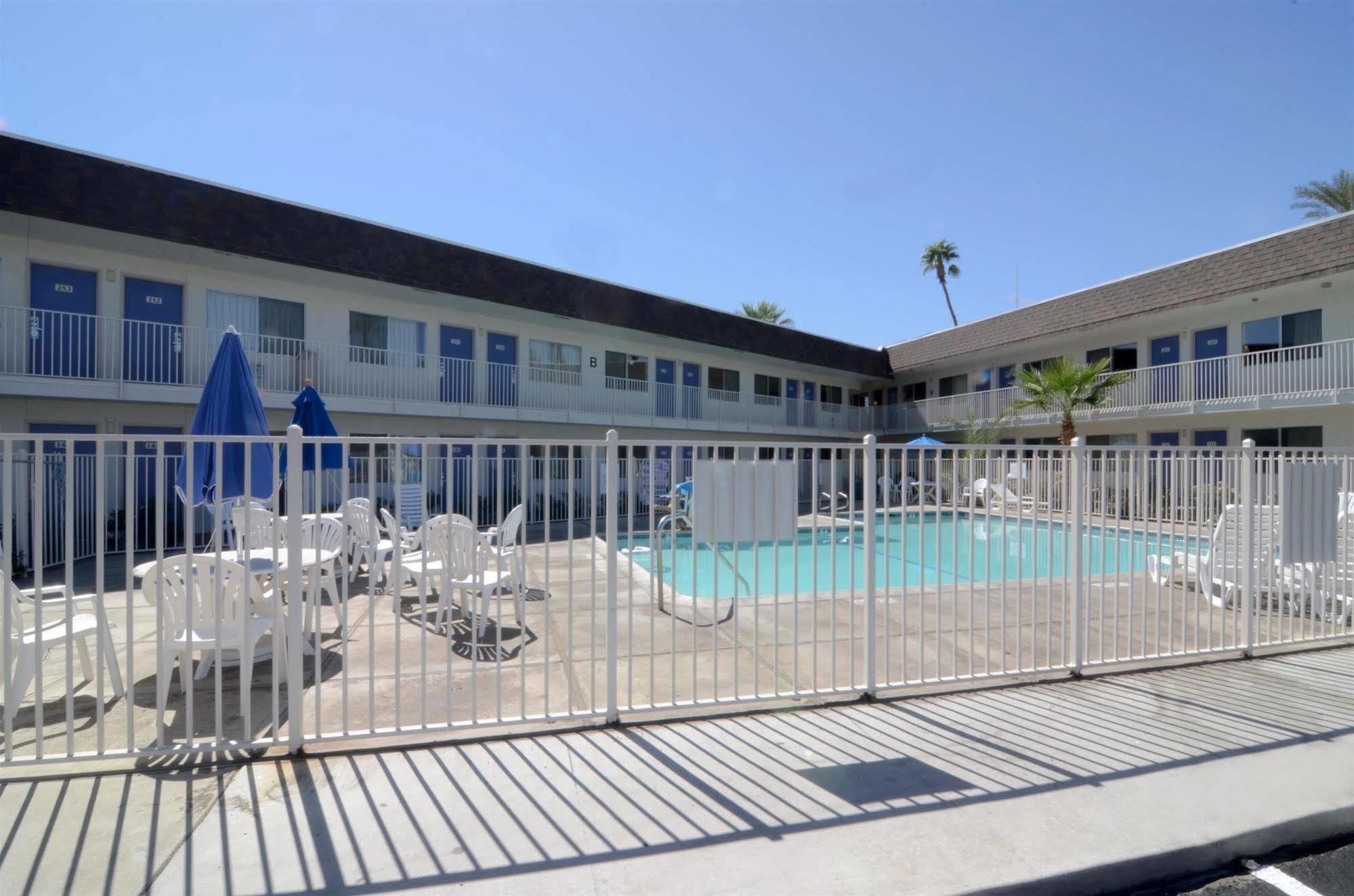 Motel 6-Indio, Ca - Palm Springs Εξωτερικό φωτογραφία